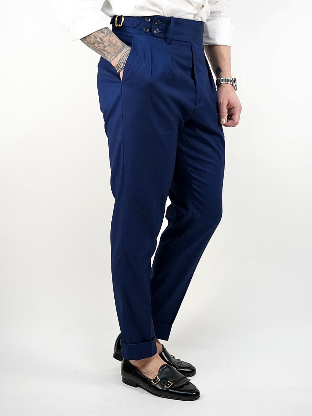 Gurkha Blu Zaffiro con 4 bottoni e fibbie stringenti laterali