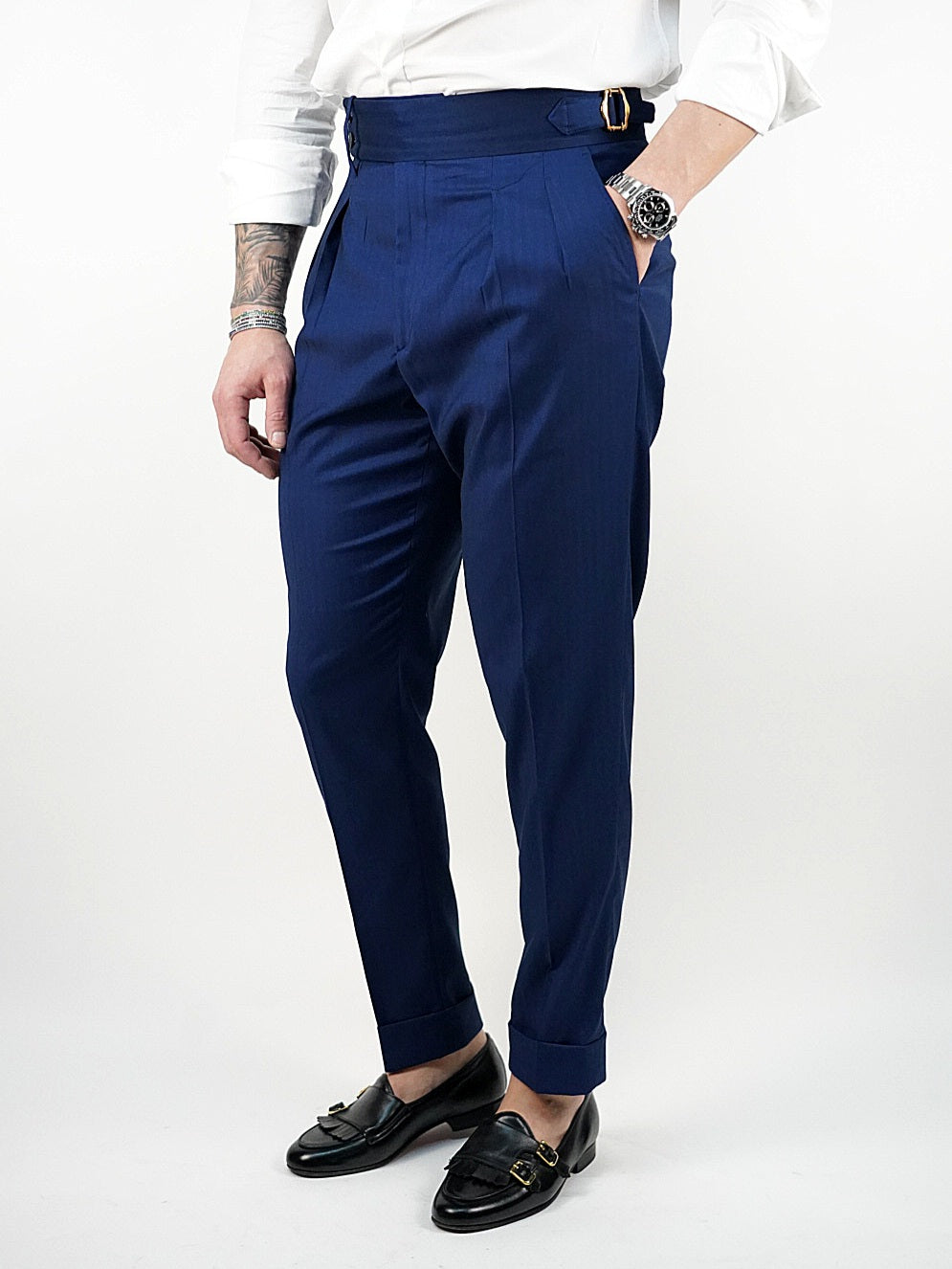 Gurkha Blu Zaffiro con 4 bottoni e fibbie stringenti laterali