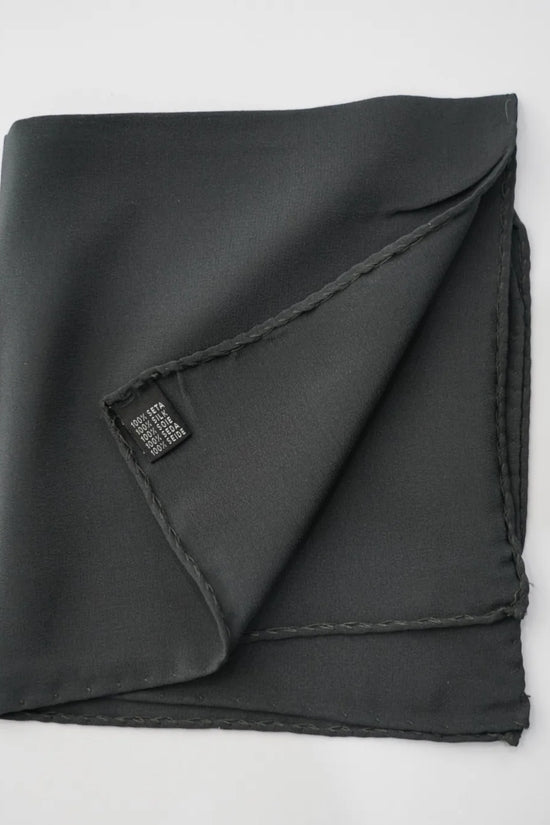 Pochette nera in seta