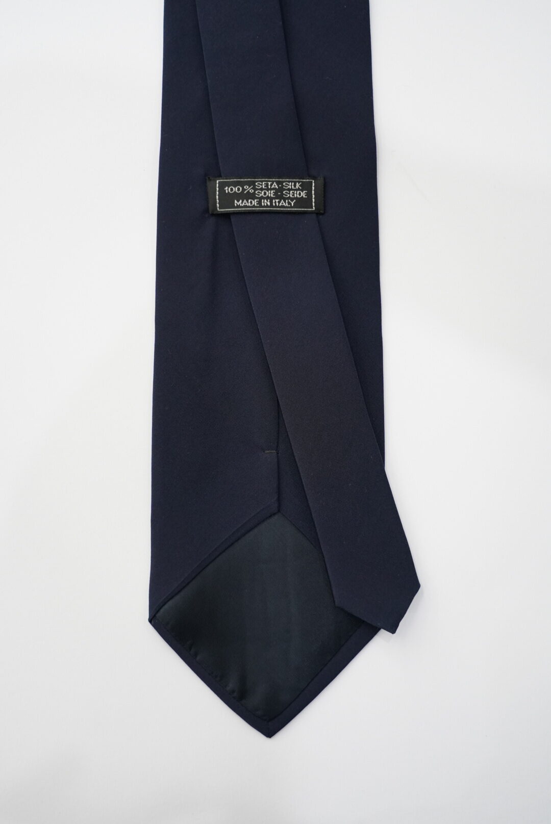 Cravatta in seta blu