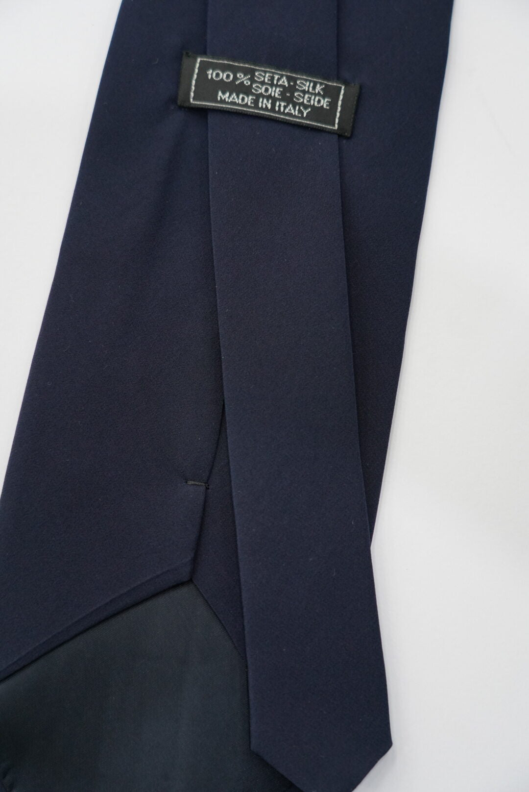 Cravatta in seta blu