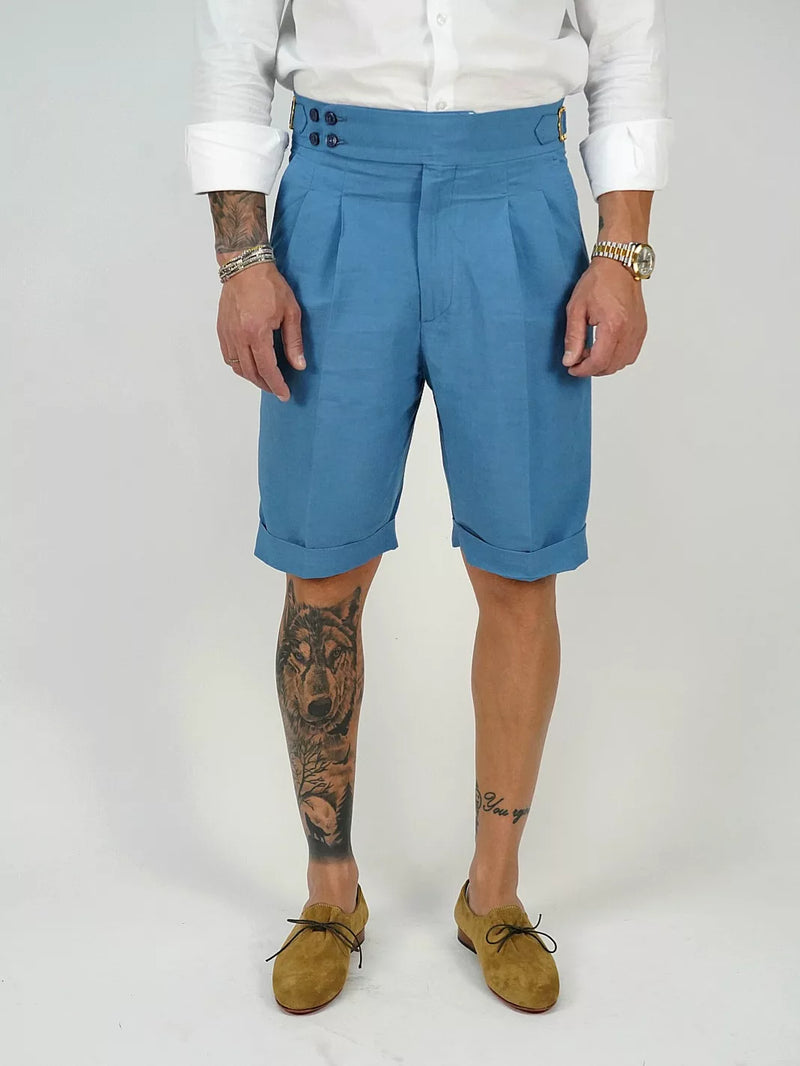 Bermuda in lino azzurro con 4 bottoni e fibbie stringenti laterali