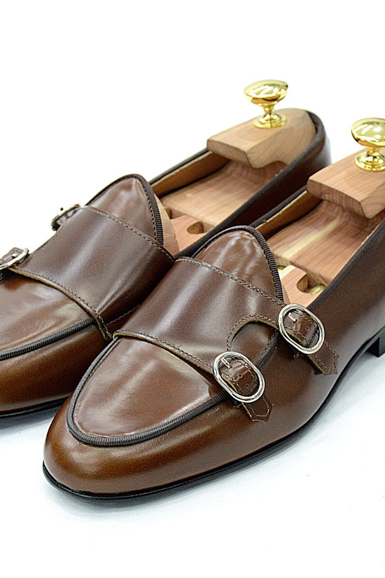 Mocassino doppia fibbia abrasivato cuoio