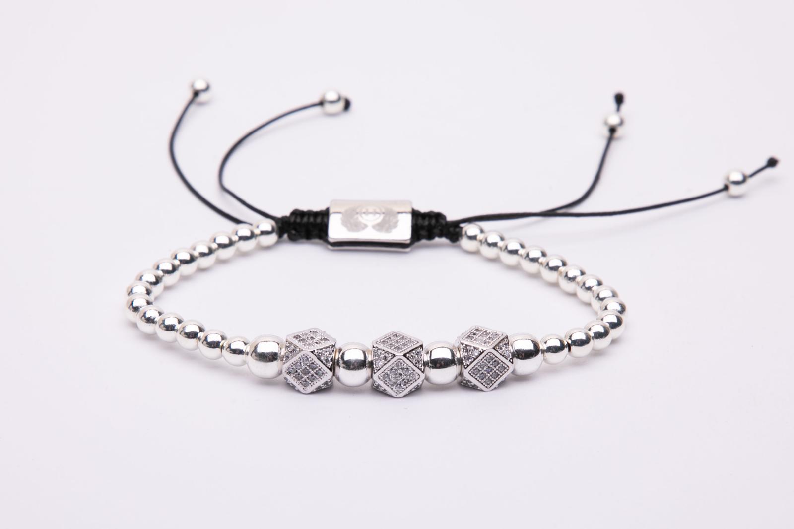 Bracciale in metallo modello cubico