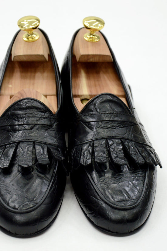 Mocassini con benda e frange cocco nero